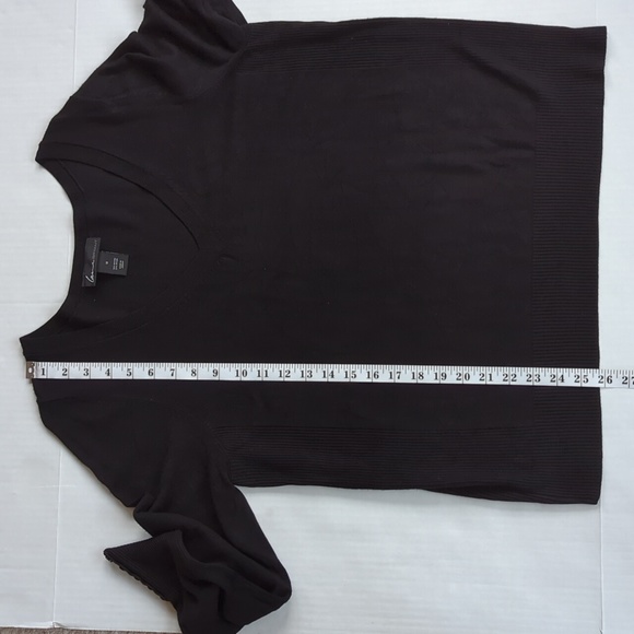 Lane Bryant V Neckline Ribbed Accent Sweater 16 Black - Picture 12 of 12